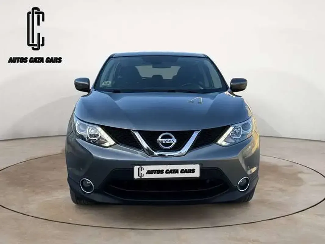 Usado Nissan Qashqai Visia 110 CV (80 kW) 2015 Gris SUV