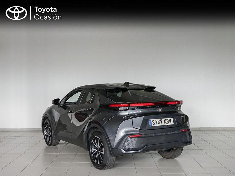 Usado Toyota C-HR Advance 223 CV (164 kW) 2025 Gris / plata SUV
