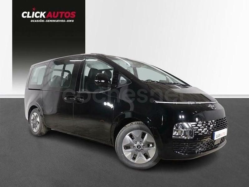 Usado Hyundai Staria 177 CV (130 kW) 2023 Negro Monovolumen