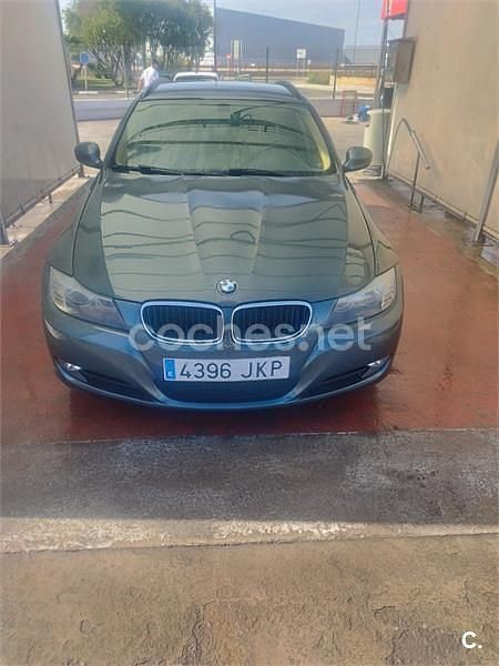 Usado BMW 318 143 CV (105 kW) 2011 Verde Familiar