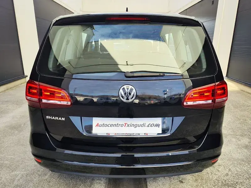 Usado VW Sharan Advance 150 CV (110 kW) 2021 Negro Monovolumen