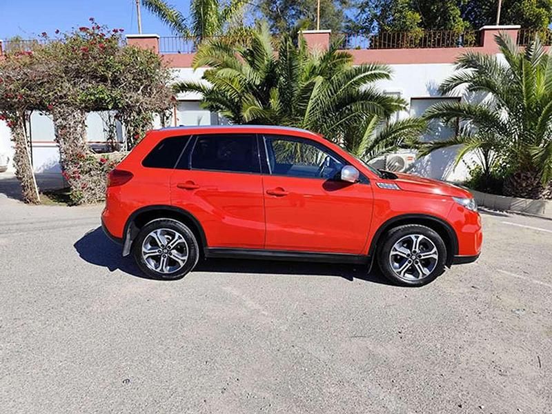 Usado Suzuki Vitara 140 CV (102 kW) 2017 Rojo SUV