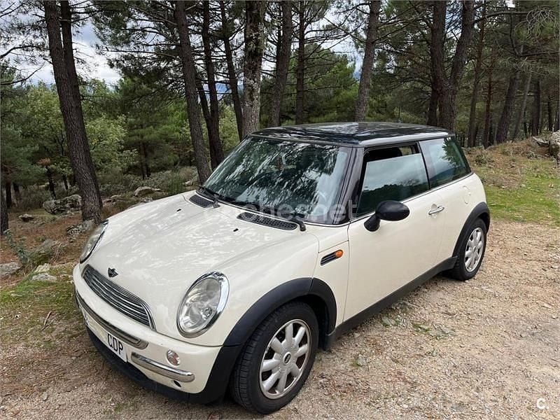 Usado Mini ONE 90 CV (66 kW) 2003 Beige Utilitario