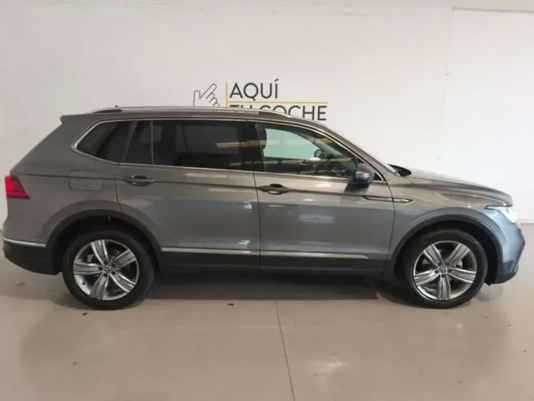 Usado VW Tiguan Allspace Life 150 CV (110 kW) 2022 Gris SUV