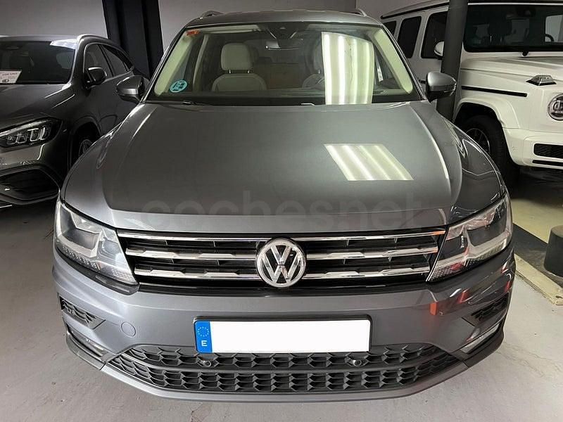 Usado VW Tiguan Allspace Advance 150 CV (110 kW) 2021 Gris / plata SUV