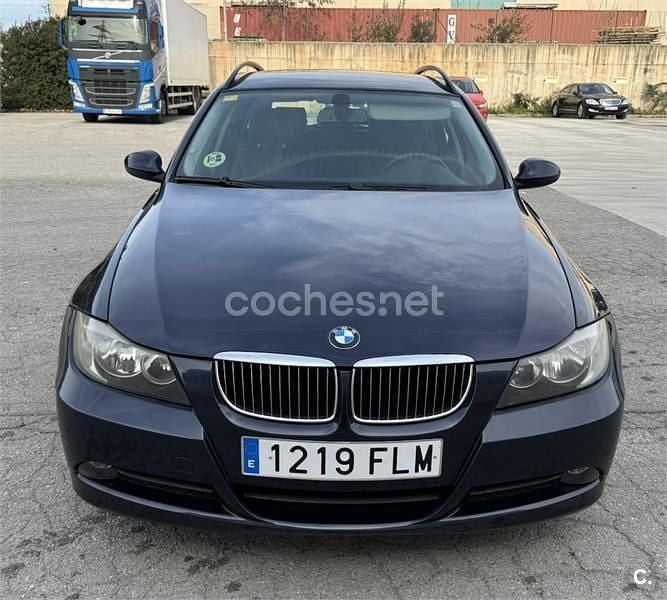 Usado BMW 325 197 CV (144 kW) 2007 Azul Familiar
