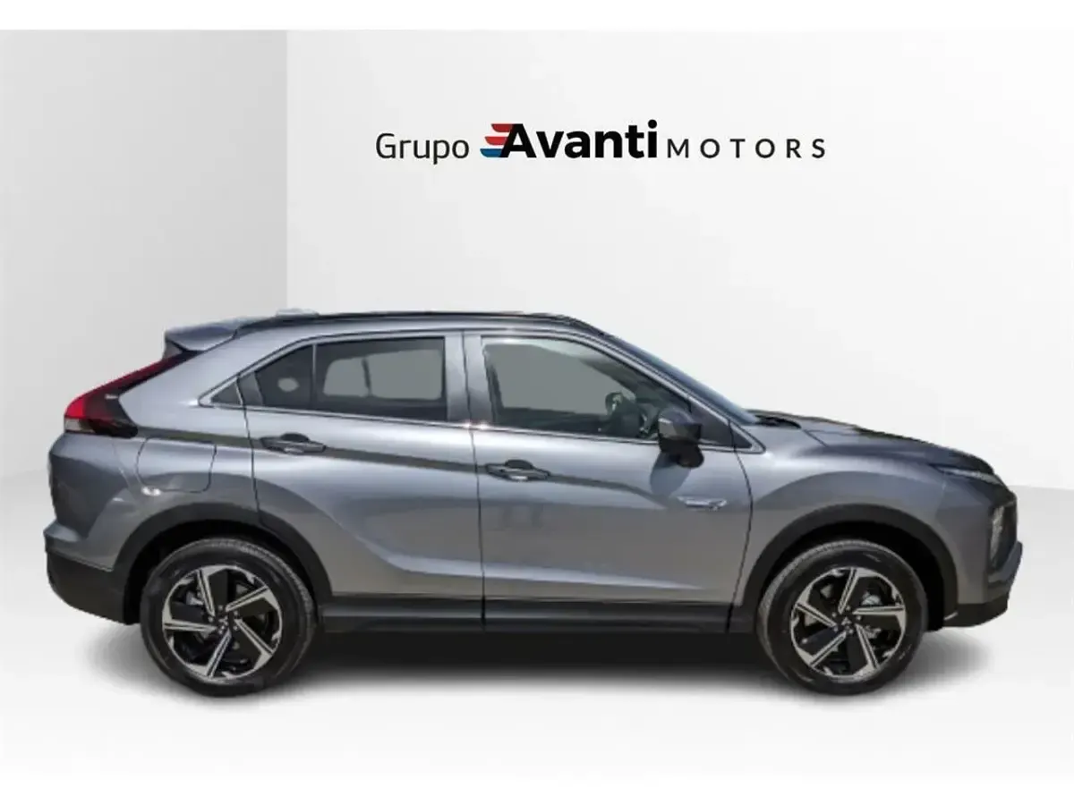 Usado Mitsubishi Eclipse Cross 188 CV (138 kW) 2023 Gris SUV