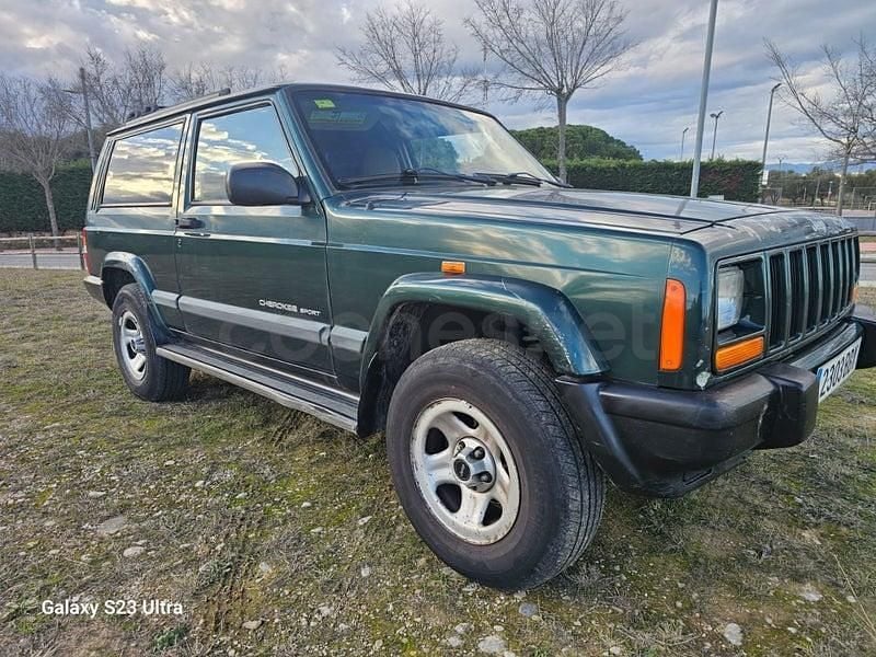 Usado Jeep Cherokee Sport 115 CV (84 kW) 2001 Verde SUV