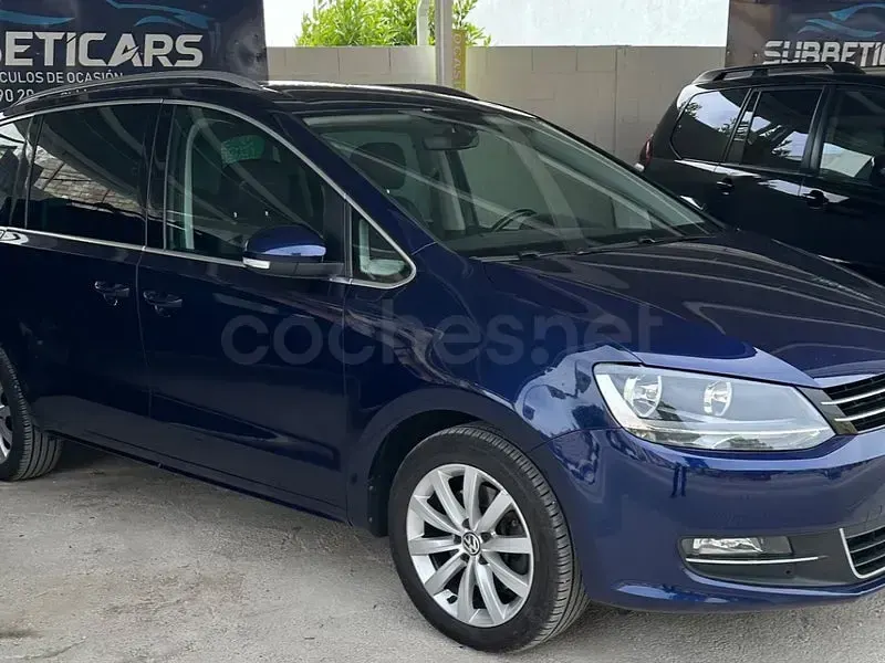 Usado VW Sharan Sportline 184 CV (135 kW) 2017 Azul Monovolumen
