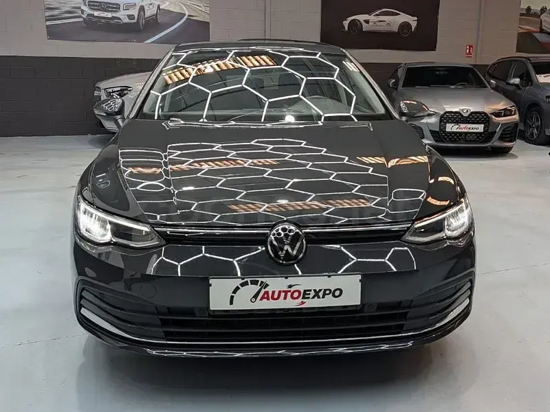 Usado VW Golf VIII Style 150 CV (110 kW) 2024 Gris / plata Berlina