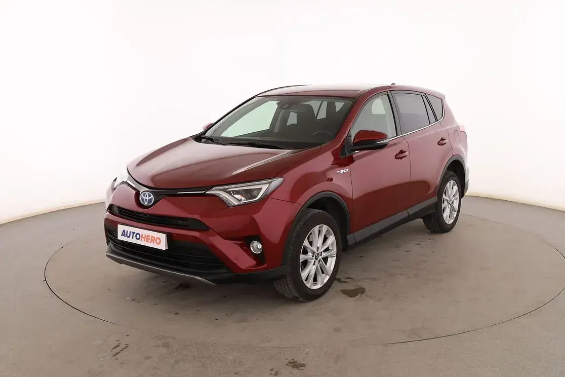 Usado Toyota RAV4 Hybrid Advance 197 CV (144 kW) 2018 SUV