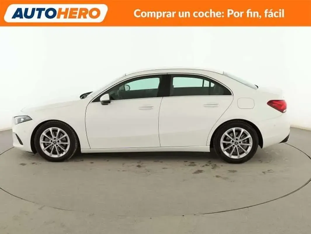 Usado Mercedes A200 Progressive 163 CV (119 kW) 2019 Blanco Berlina