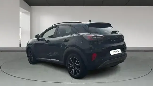 Usado Ford Puma Titanium 125 CV (91 kW) 2022 Negro SUV