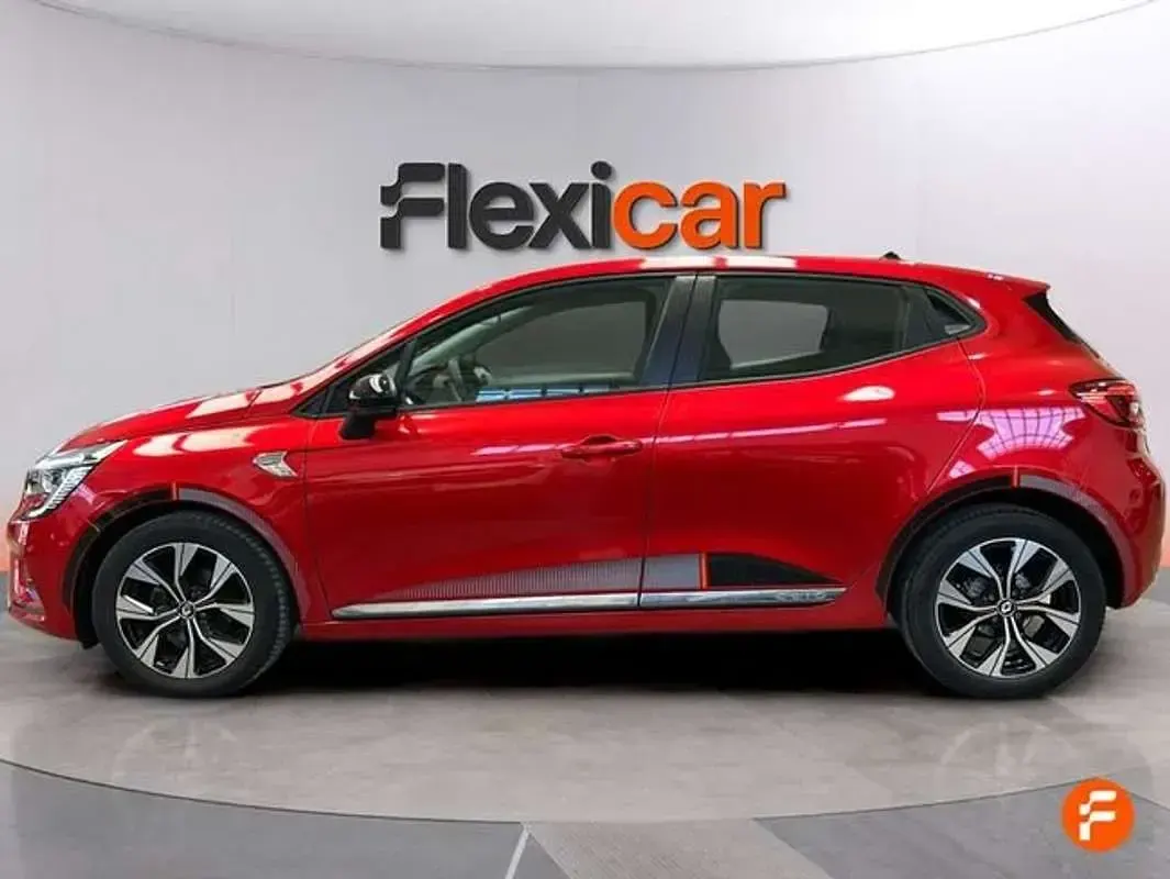 Usado Renault Clio LIMITED 91 CV (66 kW) 2022 Rojo Utilitario