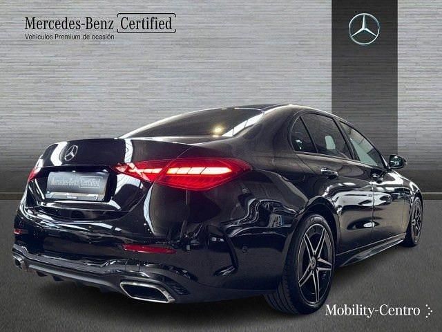 Usado Mercedes C200 AMG line 163 CV (119 kW) 2025 Negro obsidiana Berlina