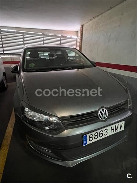 Gris / plata Usado 2012 VW Polo Advance Berlina | 8700 € (Precio justo) - Imagen 1/4