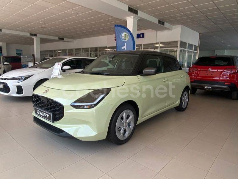 Amarillo Nuevo 2025 Suzuki Swift Berlina | 19.390 € - Imagen 1/4