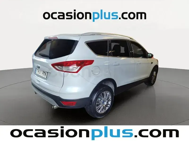 Usado Ford Kuga Titanium 163 CV (119 kW) 2013 Blanco SUV