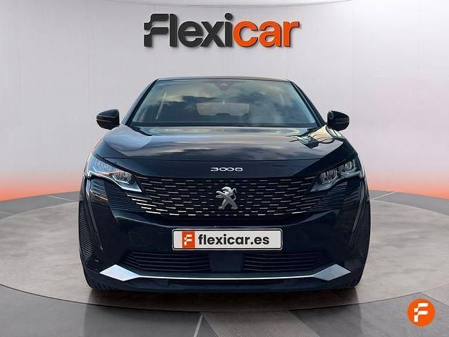 Usado Peugeot 3008 Active 130 CV (95 kW) 2022 Negro SUV