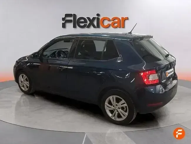 Usado Skoda Fabia Ambition 95 CV (69 kW) 2021 Azul Utilitario