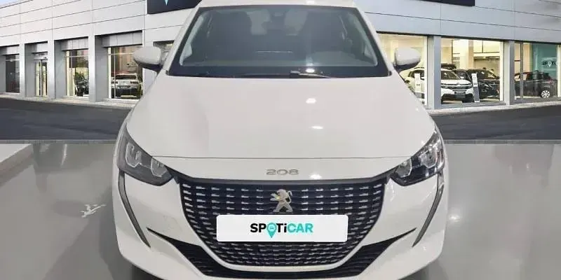 Usado Peugeot 208 Allure 102 CV (75 kW) 2023 Blanco Utilitario