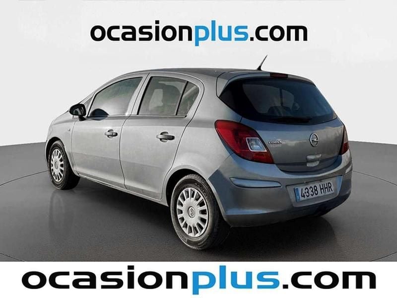 Usado Opel Corsa Essentia 86 CV (63 kW) 2011 Plateado Utilitario