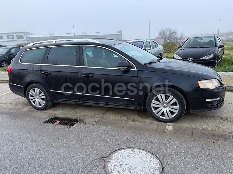 Usado VW Passat Advance 140 CV (102 kW) 2006 Negro Familiar