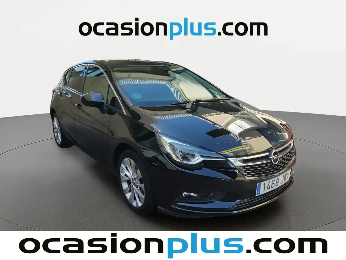 Usado Opel Astra Excellence 110 CV (80 kW) 2017 Negro Berlina