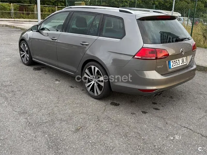 Usado VW Golf VII Sportline 150 CV (110 kW) 2014 Gris / plata Familiar