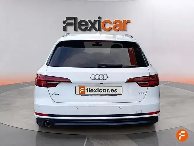 Usado Audi A4 150 CV (110 kW) 2018 Blanco Familiar