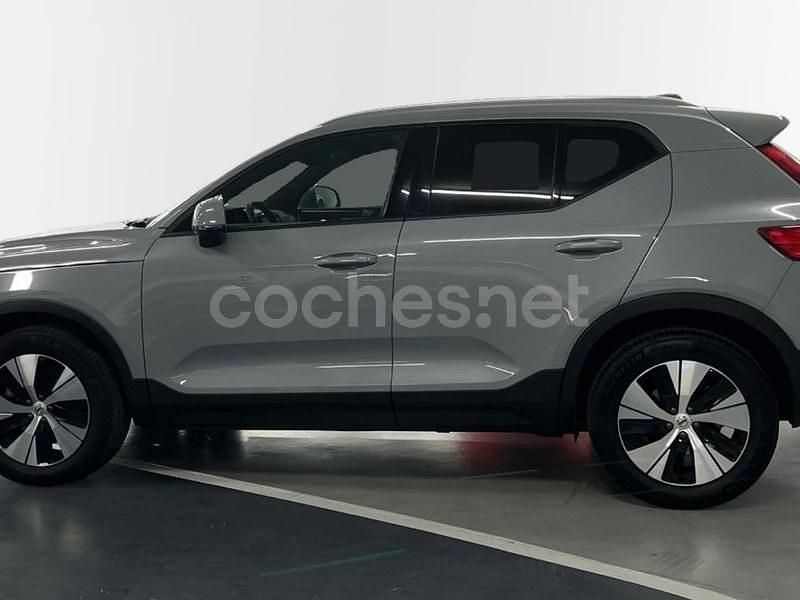 Usado Volvo XC40 Core 163 CV (119 kW) 2025 Gris / plata SUV