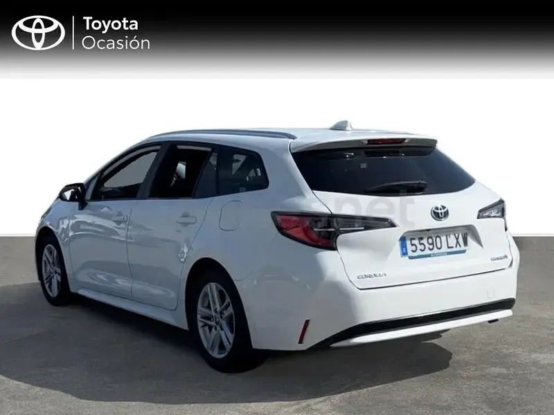 Usado Toyota Corolla Active 122 CV (89 kW) 2022 Blanco Familiar