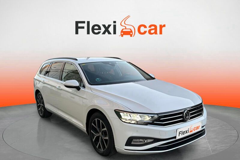 Blanco Usado 2020 VW Passat Executive Familiar | 16.790 € (Buen precio) - Imagen 1/4