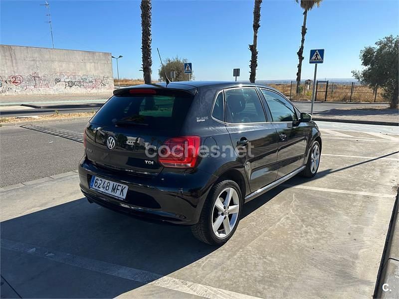 Negro Usado 2013 VW Polo R-line Berlina | 7900 € (Precio justo) - Imagen 1/1
