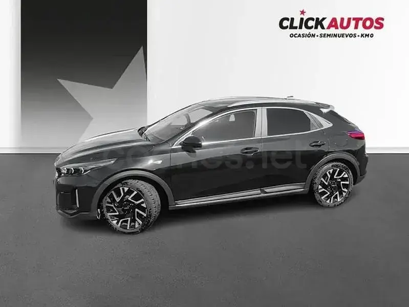 Usado Kia XCeed 100 CV (73 kW) 2024 Negro SUV