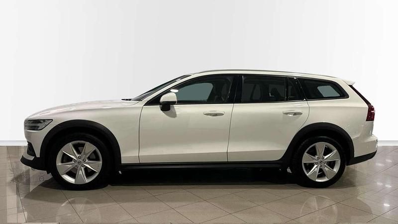 Usado Volvo V60 CC 190 CV (139 kW) 2020 Blanco Familiar