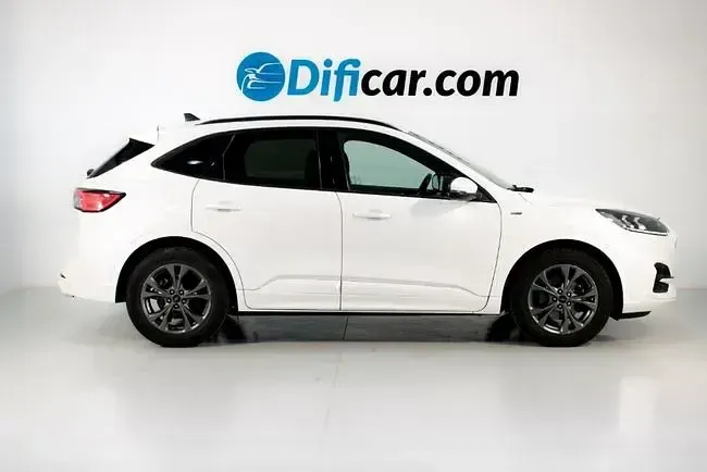 Usado Ford Kuga ST-Line X 190 CV (139 kW) 2021 Blanco SUV