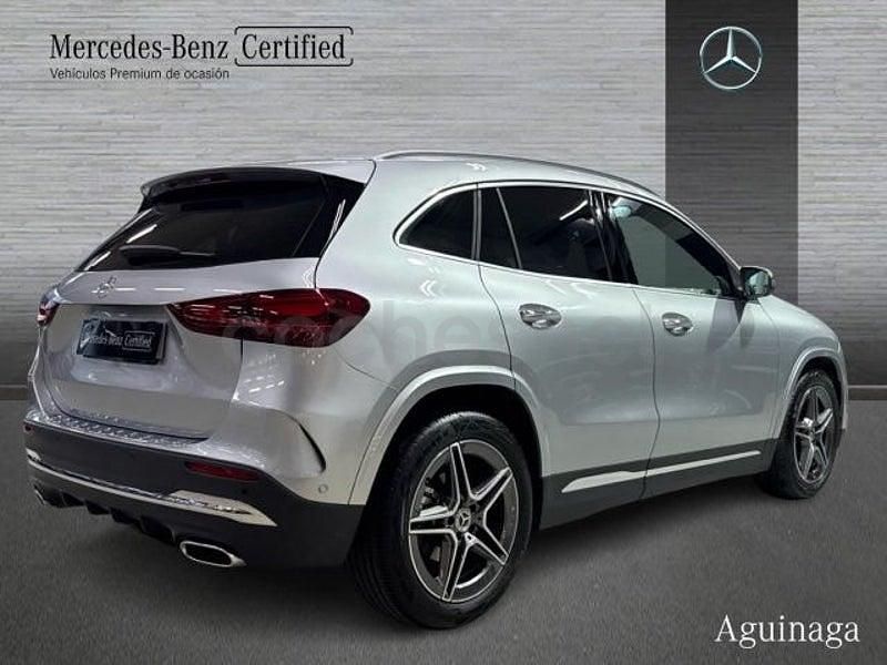 Usado Mercedes GLA200 163 CV (119 kW) 2025 Gris / plata SUV