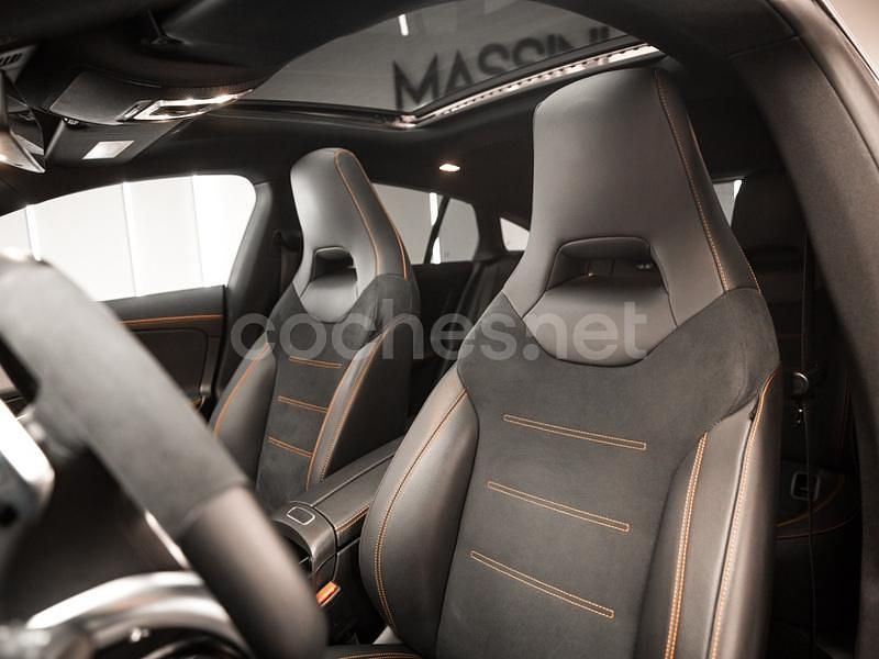 Usado Mercedes CLA250 Shooting Brake 224 CV (164 kW) 2020 Blanco Familiar