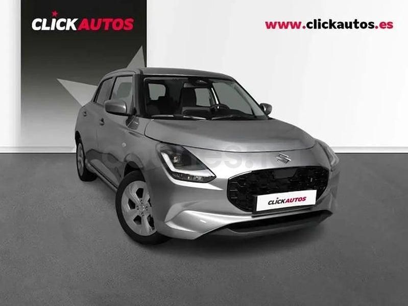 Usado Suzuki Swift 83 CV (61 kW) 2025 Gris / plata Utilitario