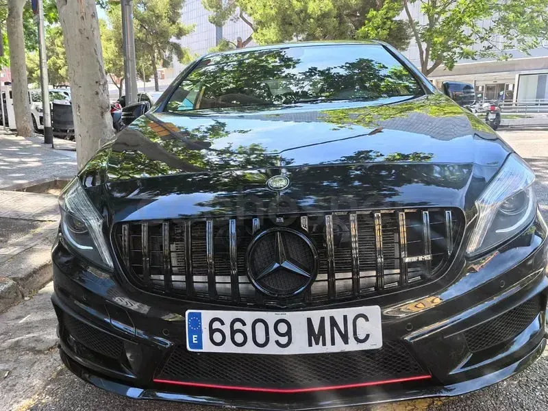 Usado Mercedes A45 AMG AMG 360 CV (264 kW) 2015 Negro Utilitario