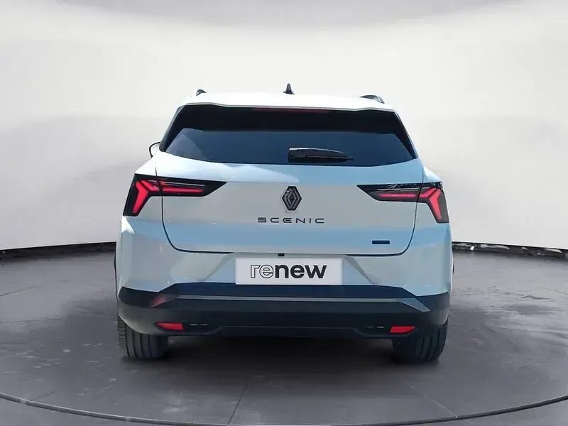 Usado Renault Scenic E-Tech Esprit Alpine 159 kW (217 CV) 2026 Blanco SUV
