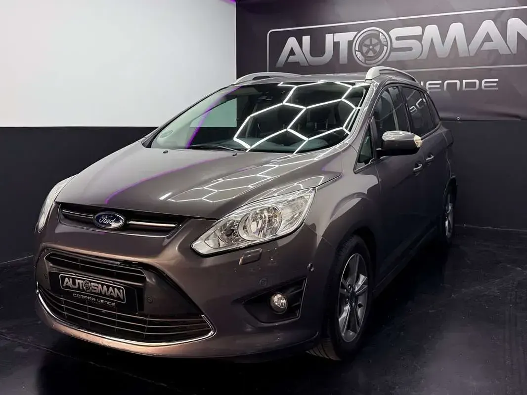 Usado Ford C-MAX Trend 125 CV (91 kW) 2015 Gris Monovolumen