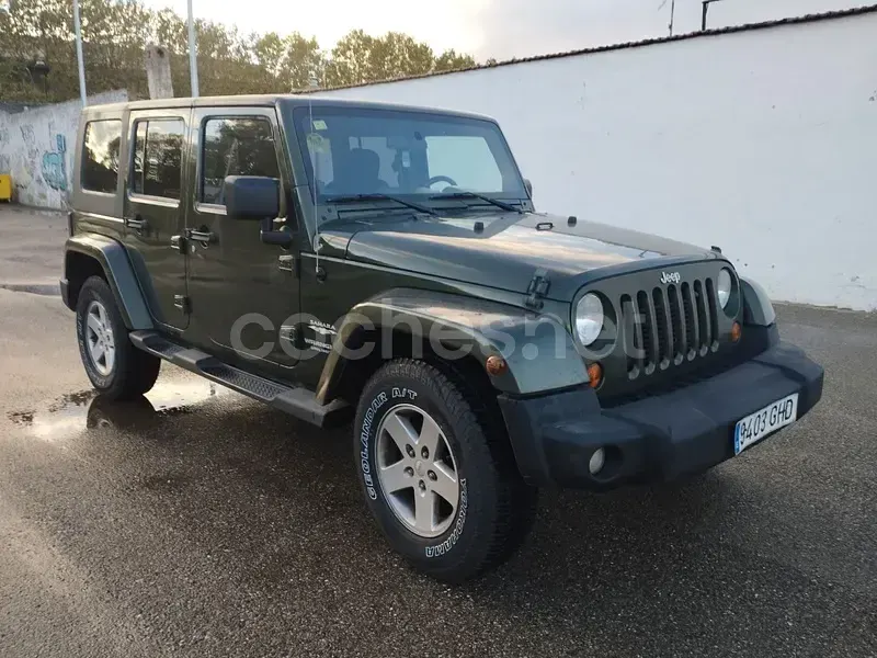 Usado Jeep Wrangler Unlimited Sahara 177 CV (130 kW) 2008 Verde SUV
