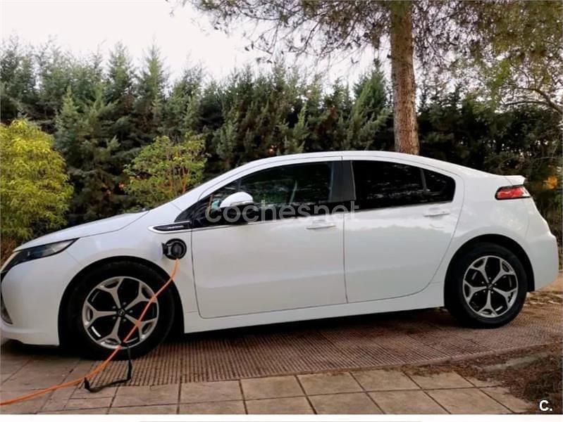 Usado Opel Ampera Selective 150 CV (110 kW) 2012 Blanco Utilitario