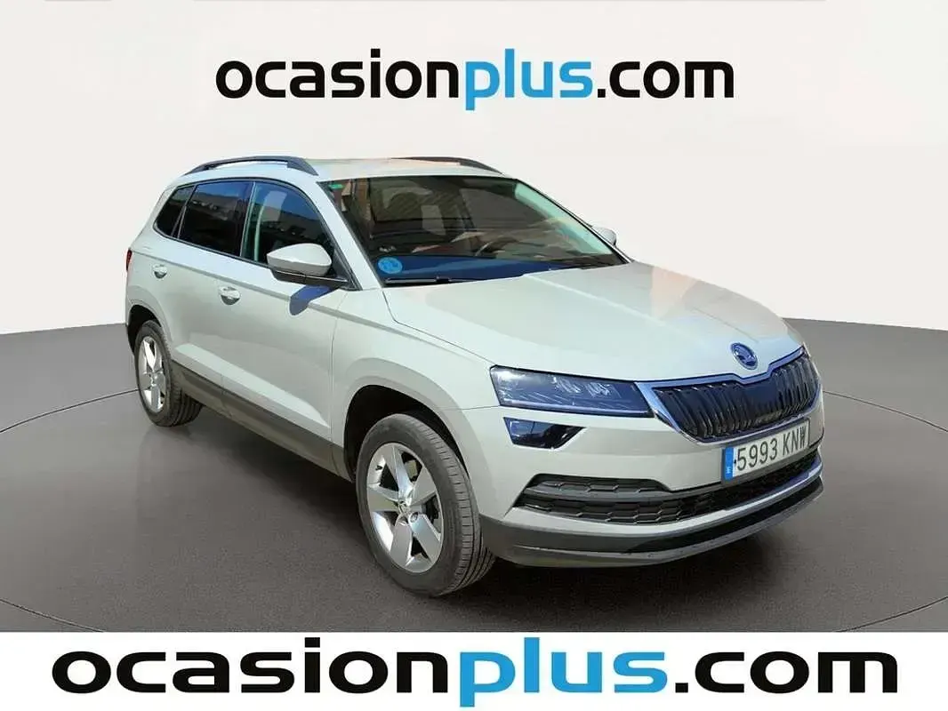 Usado Skoda Karoq Ambition 116 CV (85 kW) 2018 Gris SUV