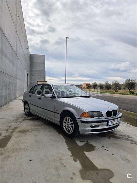 Usado BMW 320 136 HP (100 kW) 2001 Cinzento Sedan