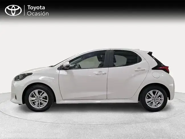 Usado Toyota Yaris Edition 125 CV (91 kW) 2023 Blanco Utilitario