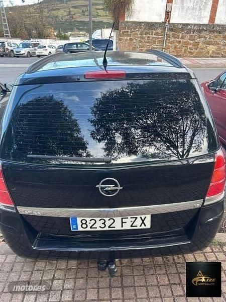 Usado Opel Zafira Cosmo 140 CV (102 kW) 2008 Negro Monovolumen