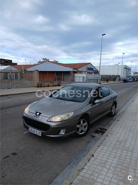 Usado Peugeot 407 137 CV (100 kW) 2004 Marrón Berlina
